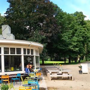 Foto van restaurant Zondag in het Noorderplantsoen waar je Fabulous kunt genieten van park eten en drinken